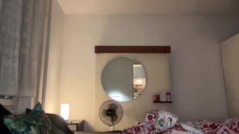 Snapshot of tritonspace chatting on September 10, 12:38 pm Triton online show from September 10, 12:38 pm