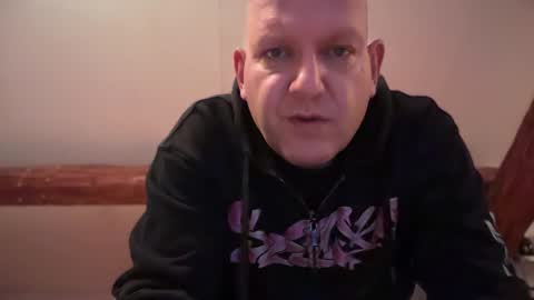 Snapshot of tritonspace chatting on September 29, 10:03 pm Triton online show from September 29, 10:03 pm