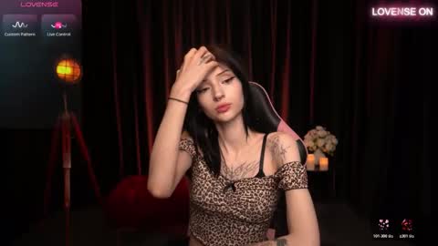 trix_void online show from October 27, 9:46 am