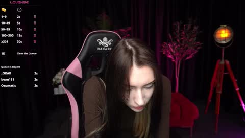 trix_void online show from March 10, 11:15 am