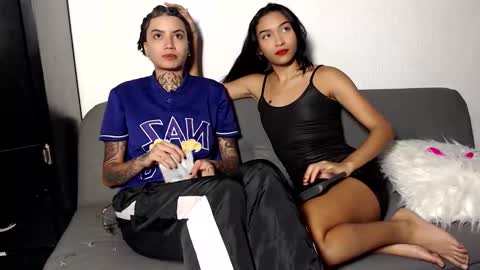 trixiandsuki online show from October 14, 12:00 am