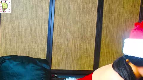 trixiedoescamcam online show from December 22, 11:57 pm