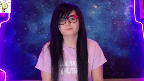 Snapshot of trixiedoescamcam chatting on May 20, 5:08 pm trixiedoescamcam online show from May 20, 5:08 pm