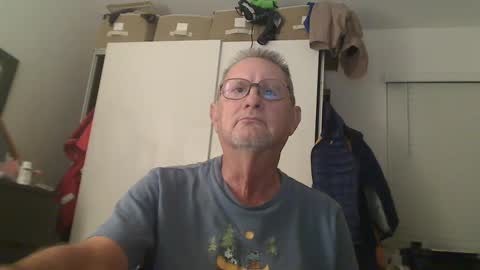 Troffer online show from October 14, 3:40 am