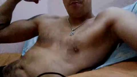 Adidas online show from November 20, 9:25 pm