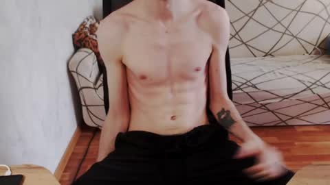 I POST MY FUCKING VIDEOS AND PICS    online show from April 5, 7:16 am