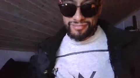 Snapshot of tropppel888 chatting on November 26, 2:45 am Open minded - Hetro - Male online show from November 26, 2:45 am