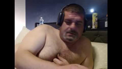 Snapshot of troubleinkaty chatting on November 8, 5:07 am Steve online show from November 8, 5:07 am