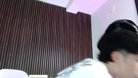 Snapshot of troy_rouge chatting on October 1, 7:20 pm Troy online show from October 1, 7:20 pm