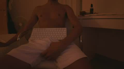 Troy online show from July 11, 10:00 pm