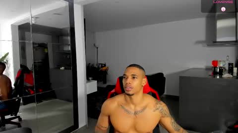 Snapshot of troywesly_ chatting on October 20, 4:57 am Troy wesly online show from October 20, 4:57 am