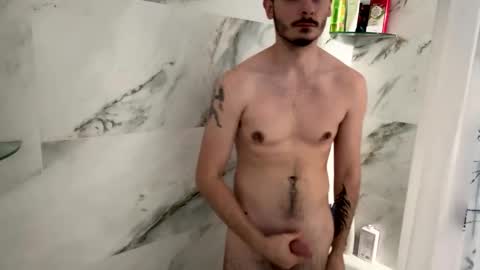 Snapshot of trretryn chatting on December 20, 4:08 am trretryn online show from December 20, 4:08 am