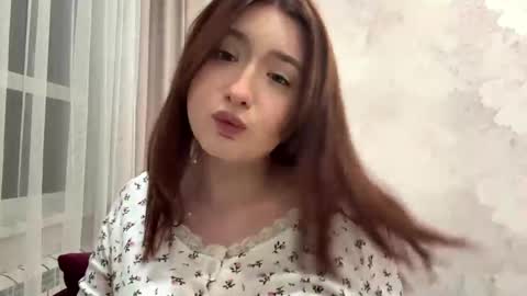 Snapshot of trudysulcer chatting on May 20, 8:59 pm Vikki online show from May 20, 8:59 pm