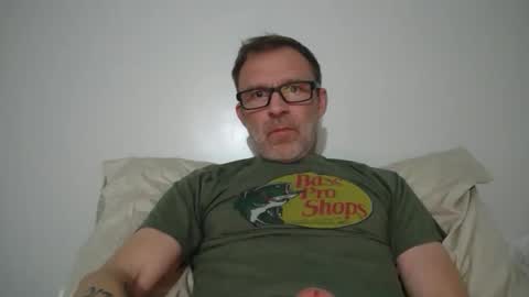 trvlrslc online show from January 18, 4:16 am