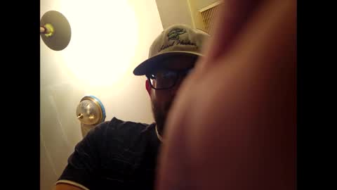 tryingtolook online show from January 17, 8:41 am