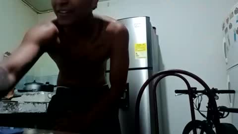 Snapshot of ts_herrera chatting on February 7, 12:39 pm ts_herrera online show from February 7, 12:39 pm