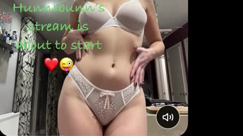 Hunnibun online show from March 14, 12:21 pm