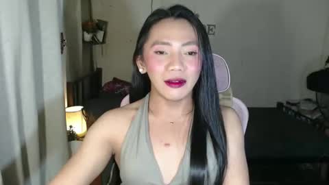 Jade online show from March 12, 4:46 pm