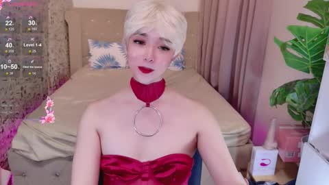 ts_yoshi_ online show from December 22, 6:27 pm