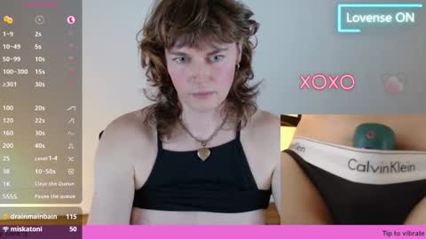 Ellie Ryder online show from March 7, 1:13 am