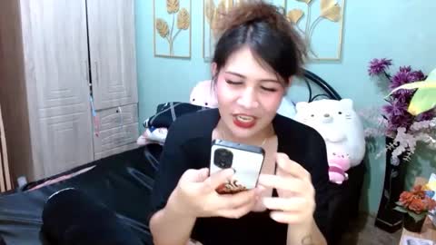 SHENA  online show from January 20, 6:32 pm