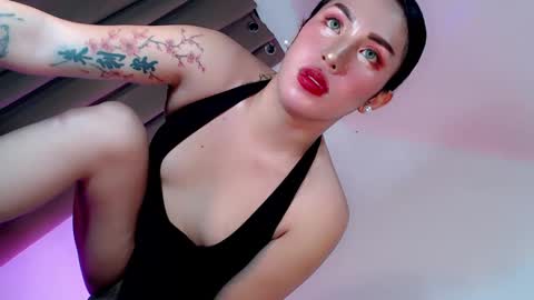 Snapshot of tsgirl_julian69 chatting on March 8, 6:37 pm Julian online show from March 8, 6:37 pm