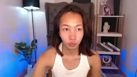 tskitty_girl online show from September 27, 4:39 am