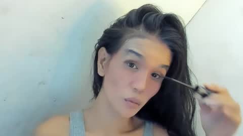 Snapshot of tsmanika chatting on February 10, 10:09 am MA NI KA online show from February 10, 10:09 am