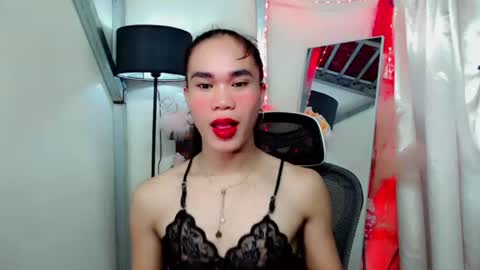 Snapshot of tsmitchybigcockxxx chatting on July 13, 1:36 pm tsmitchybigcockxxx online show from July 13, 1:36 pm