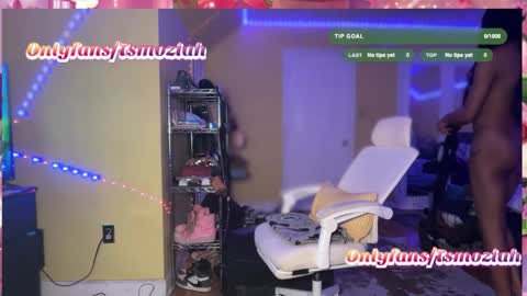 Snapshot of tsmoziah chatting on November 9, 4:11 am tsmoziah online show from November 9, 4:11 am