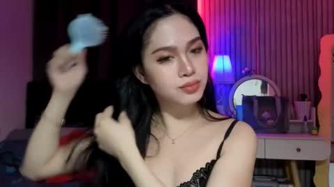 Snapshot of tsnathaliasilvana chatting on November 3, 1:19 am Bella Ratbu online show from November 3, 1:19 am