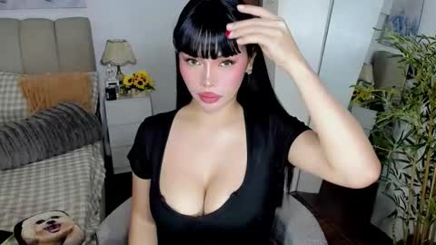 Graciella online show from April 19, 8:13 am