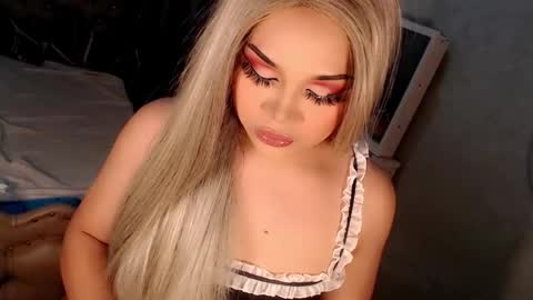 Snapshot of tsscarlett_xx chatting on November 10, 7:02 pm jayvie online show from November 10, 7:02 pm