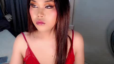 jayvie online show from April 25, 1:41 pm