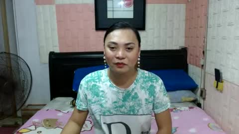 Snapshot of tssimplycutiets chatting on July 7, 10:41 am Kirei online show from July 7, 10:41 am