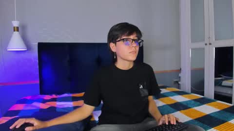 Maru online show from September 25, 8:12 pm