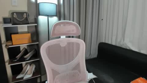 Snapshot of tsuncutmegan chatting on December 13, 7:53 pm tsuncutmegan online show from December 13, 7:53 pm