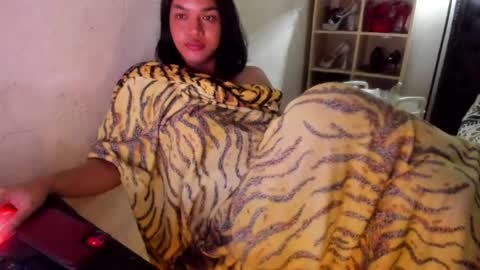 Snapshot of tsvanilla chatting on March 7, 1:51 pm Frankie online show from March 7, 1:51 pm