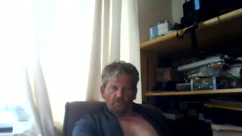 Snapshot of ttb2769 chatting on June 27, 4:50 am ttb2769 online show from June 27, 4:50 am