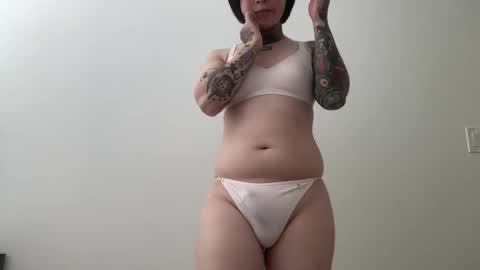 tts4everlove online show from October 6, 2:25 pm