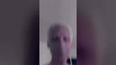Snapshot of tuffjr chatting on July 19, 1:31 am tuffjr online show from July 19, 1:31 am