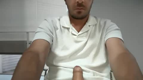 Snapshot of tugaontour chatting on July 8, 10:53 am tugaontour online show from July 8, 10:53 am