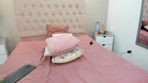 TuGochita online show from April 14, 8:59 pm