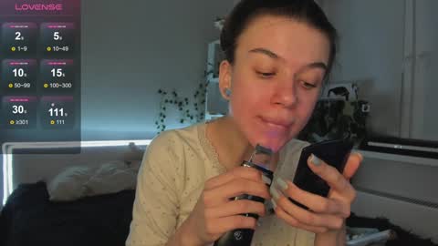 Snapshot of tune_godness chatting on December 8, 2:28 am Hi everyone my name is Tina Id love it if you could help make sense of it here online show from December 8, 2:28 am