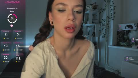 Snapshot of tune_godness chatting on December 20, 10:43 pm Hi everyone my name is Tina Id love it if you could help make sense of it here online show from December 20, 10:43 pm