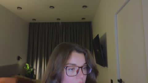 Ariana online show from October 31, 8:21 pm