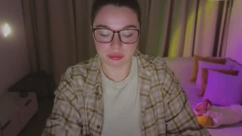 Ariana online show from February 15, 9:33 pm