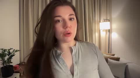 Snapshot of tutti_frutti_ chatting on June 28, 6:47 pm Ariana online show from June 28, 6:47 pm
