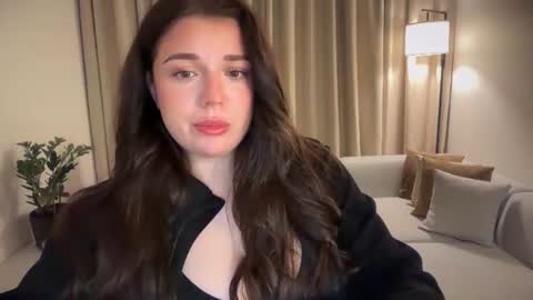 Snapshot of tutti_frutti_ chatting on July 4, 7:20 pm Ariana online show from July 4, 7:20 pm