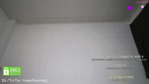 Tay online show from May 3, 1:33 am